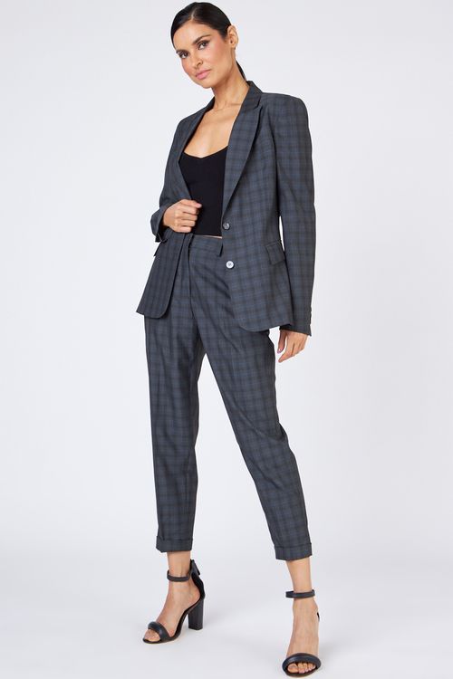 I3AFBZ09_056_2-BLAZER-HELOISA